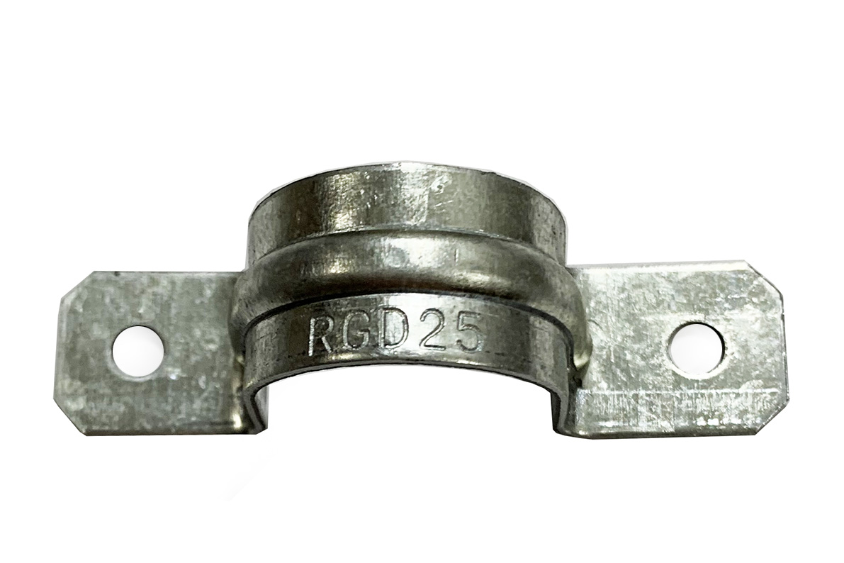 abrazadera zincada  1"  omega